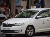 La carrera mínima de un taxi de día en San Sebastián es tres veces más cara que en Las Palmas de Gran Canaria