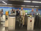 Los madrileños podrán acceder con bicicleta sin limitación horaria a 92 estaciones de Metro