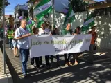 Manifestación con "unas 300 personas" ante la "falta" de inversiones ferroviarias que "estrangulan" a la provincia