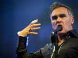 El cantante Morrissey defiende a Kevin Spacey y Harvey Weinstein