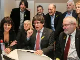 El expresident y candidato de Junts per Catalunya, Carles Puigdemont, sigue el escrutinio desde Bruselas.