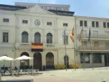 La Delegación del Gobierno en la Comunitat Valenciana ha presentado tres recursos contra nueve Ayuntamientos valencianos que exhibieron banderas republicanas: Sagunto, Silla, Paiporta, Xeraco, Barxeta, Bunyol, Benifaió, Tavernes de la Valldigna y Algemesí.