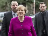 La canciller alemana, Angela Merkel, en la primera jornada oficial de reuniones con el Partido Socialdemócrata (SPD) para negociar una nueva gran coalición.