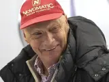 Niki Lauda ofrece 100 millones de euros por una parte de Air Berlin