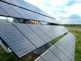 Instalaci&oacute;n de paneles fotovoltaicos.