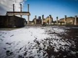Yacimiento arqueológico de Pompeya (Italia) con nieve por el temporal Emma.