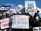 Un grupo de estudiantes, ante la Casa Blanca, en Washington (EE UU), durante el paro nacional en demanda de un mayor control de la venta de armas.