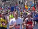 Miles de participantes compiten en una de las recientes ediciones del maratón de Boston.