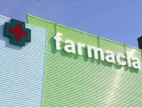 La fachada de una farmacia.