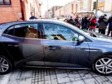 Un vehículo abandona el juzgado de Aranda de Duero tras el juicio de los exfutbolistas de la Arandina.