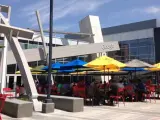 Imagen de una terraza en la sede de Google en Mountain View, California.