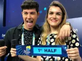 Amaia y Alfred en rueda de prensa en Lisboa tras conocerse que actuarán en la primera mitad de la gran final de Eurovisión.