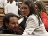Irene Montero y Pablo Iglesias, en una sesión en el Congreso de los Diputados en abril de 2018.