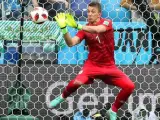 Fernando Muslera, portero de Uruguay, falla en el segundo gol del partido contra Francia.