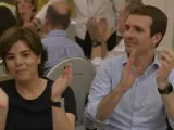 Soraya Sáenz de Santamaría y Pablo Casado.