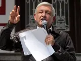 El futuro presidente de México, Andrés Manuel López Obrador, presenta su Plan de Austeridad Republicana en Ciudad de México.