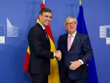 Sánchez y Juncker en una reunión previa al Consejo Eurpeo del pasado junio.