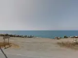 Vista de la playa de Chilches, en Vélez-Málaga, donde ha sido hallado el animal.