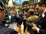 Wall Street cierra con nuevos récords en el Dow Jones y el S and P 500