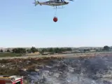 Un incendio de matorral en Almería.
