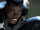 Wesley Snipes en el papel de Blade.