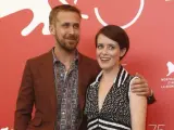 Ryan Gosling y Claire Foy, en la Mostra de Venecia, presentando 'First Man (El primer hombre)'.