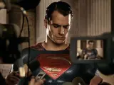 Henry Cavill responde a los rumores sobre Superman con un enigmático vídeo
