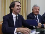 Aznar comparece ante la comisión que investiga la supuesta financiación ilegal del PP.