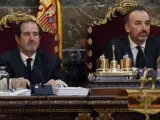 A la izquierda, Martínez Arrieta, junto a Marchena.