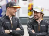 Fernando Alonso y Stoffel Vandoorne, compañeros en McLaren durante las temporadas 2017 y 2018.
