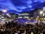 Imagen de archivo de una de las asambleas del movimiento 15-M en la Puerta del Sol de Madrid.