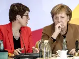 Angela Merkel y Annegret Kramp-Karrenbauer