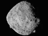 Instantánea mosaico del asteroide Bennu recogida por la sonda OSIRIS-REx, de la NASA.