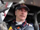 <p>Carlos Sainz, antes de tomar la salida de la última etapa del Dakar 2019.</p>