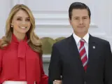 Peña Nieto y Angélica Rivera en una visita al Palacio de la Zarzuela en abril de 2018.
