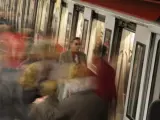 Un andén de la L1 del metro de Barcelona.
