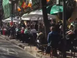 La afición esocesa se hace notar en las calles de Valencia.
