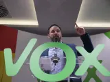 Vox diseña una campaña 'low cost' sin bancos y a base de donaciones generosas