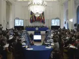 Miembros de la Organización de Estados Americanos (OEA) durante una reunión.