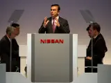 Mitsubishi Motors designa presidente a Carlos Ghosn tras cerrar la venta de un 34% a Nissan