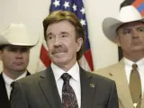 Chuck Norris, a pesar de que manifestó que quería ser el presidente de un Texas independiente de Estados Unidos, es otro de los candidatos de los usuarios del mencionado portal para coger las riendas del país en 2020.