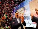 Vladimir Zelenski celebra su victoria en las presidenciales de Ucrania.