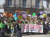 Más de 200 educadoras infantiles se concentran en Vigo en la jornada de huelga.