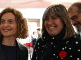 La cabeza de lista del PSC y presidenta del Congreso, Meritxell Batet, junto con la alcaldesa socialista de L'Hospitalet de Llobregat, Núria Marín.