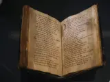 El Códice del Cantar del Mío Cid, uno de los grandes tesoros de la Biblioteca Nacional de España, será expuesto por primera vez en la historia, solo durante 15 días.