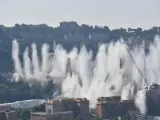 Demolición del puente Morandi en Génova (Italia). Miles de personas fueron evacuadas debido a los trabajos de demolición que se llevarán a cabo a lo largo del día. El 14 de agosto de 2018, un tramo de este puente se derrumbó y causó la muerte a 43 personas y heridas a 16.