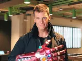 Brady se probó el guante de Thanos.