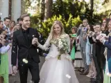 El 'youtuber' sueco PewDiePie y su mujer, Marzia Bisognin, durante su boda.