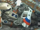 El robot Fedor, en el interior de la Soyuz MS-14, que vuela hacia la Estación Espacial Internacional. El humanoide ruso es el primero de su clase en viajar al espacio.