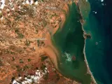 Efectos de la gota fría a su paso por el Mar Menor, en Murcia, captados desde el satélite Sentinel del programa Copernicus.